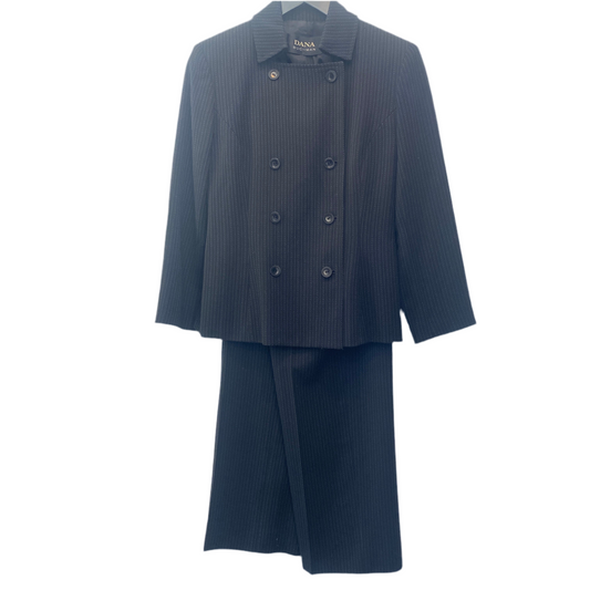 Dana Buchman 2 Piece Suit
